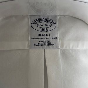 Brooks brothers Men’s button down dress shirt
